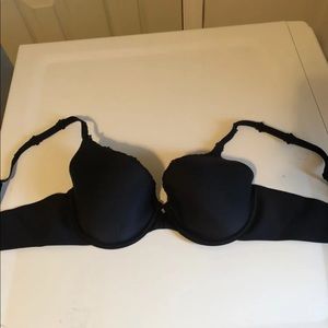 Maidenform Bra In Black Size 38D New without tags
